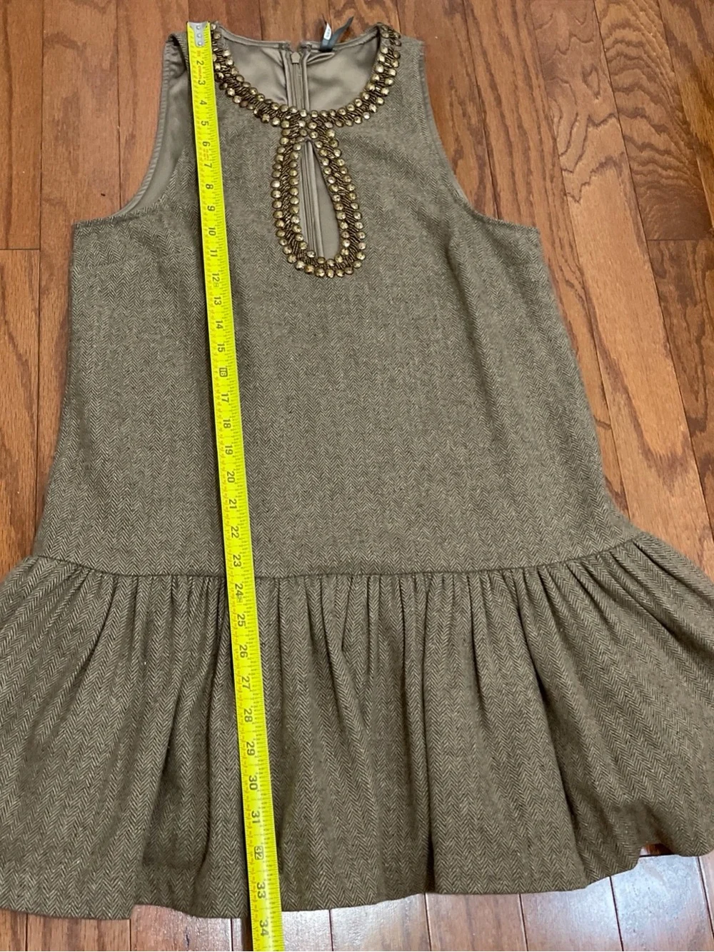 Anthropologie beaded keyhole